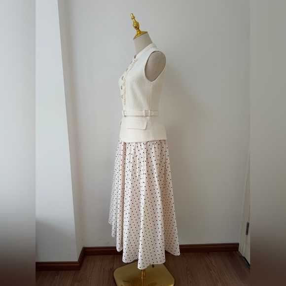 Sold Out - Picture 9 of 16